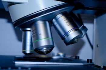 Optimized-microscope-275984_1920-(4).jpg