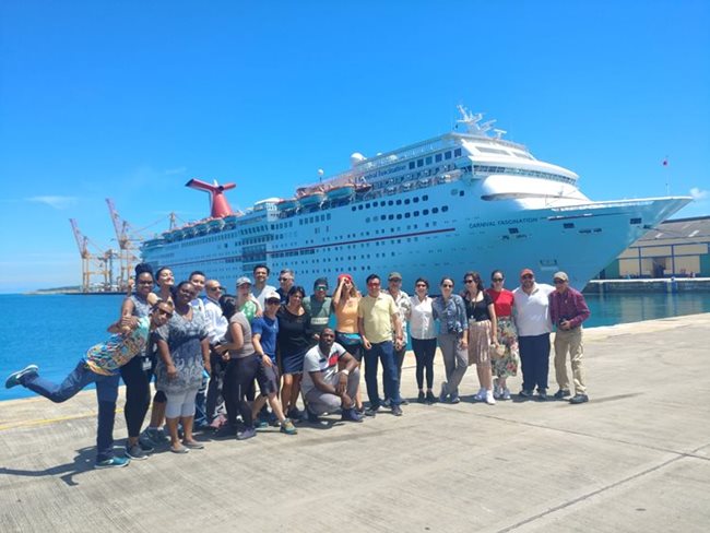 ESL with Sustainable Destination Management