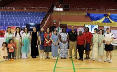 Confucius Institute Shines at 11th Annual Fish and Dragon Festival
