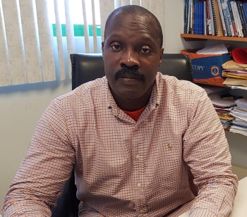 Dr. Ian Marshall